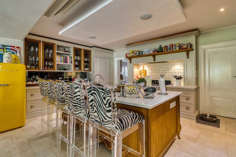 9 Bedroom Property for Sale in Parel Vallei Western Cape